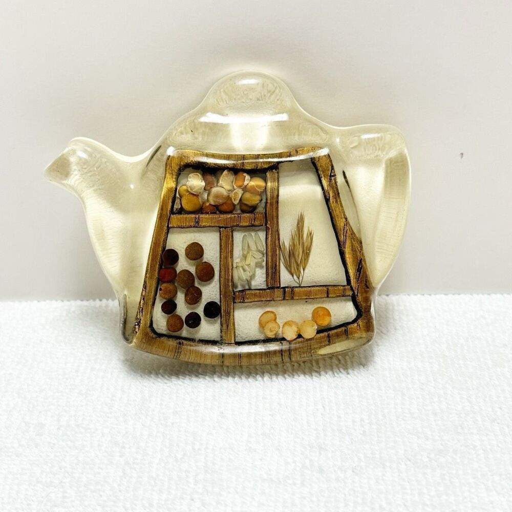 Vintage Resin Teabag Rest